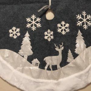 Christmas Tree Skirt